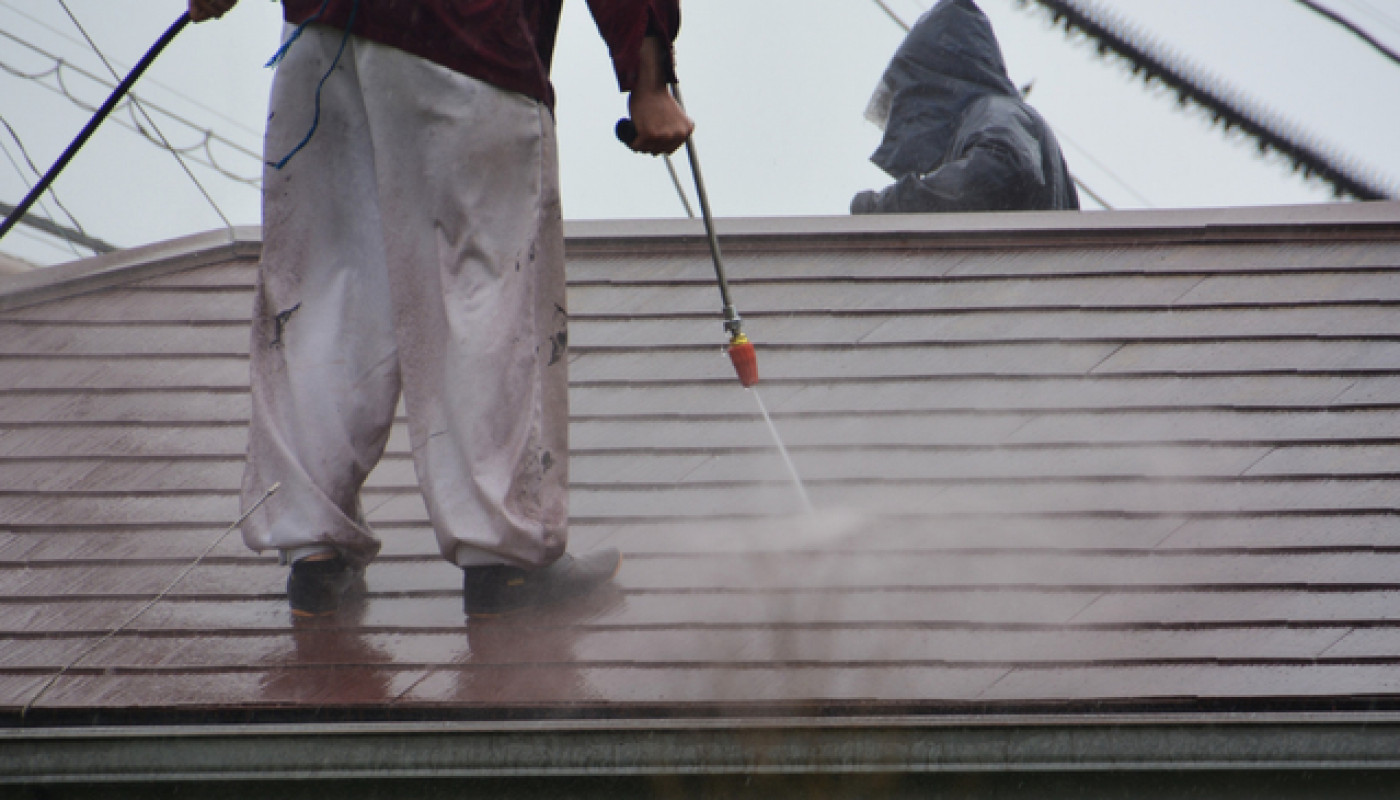 Qui contacter pour un nettoyage de toiture printanier à Bordeaux ?